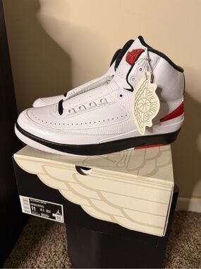 Jordan 2 Retro Chicago White and Red High-Top